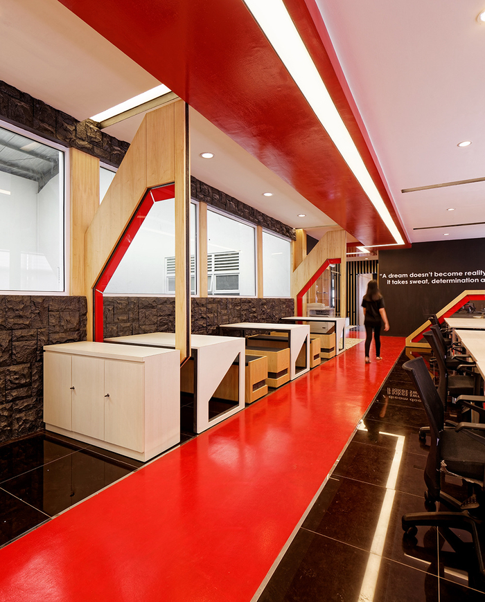 時尚木語  OMG印尼公司辦公室設(shè)計欣賞