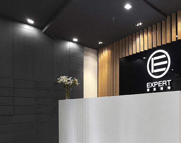 企業(yè)前臺裝修設(shè)計實景圖