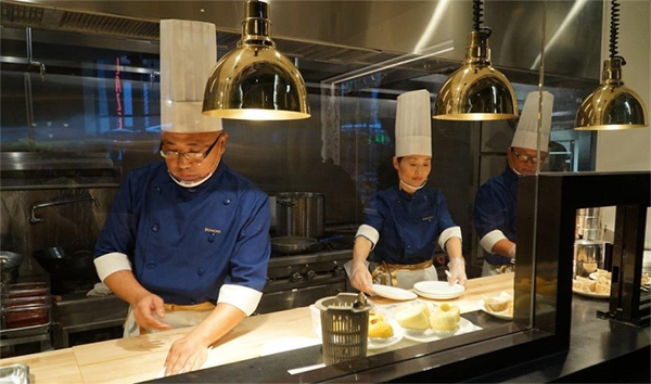 在美國成功設(shè)計(jì)中國東坡品牌餐廳設(shè)計(jì)