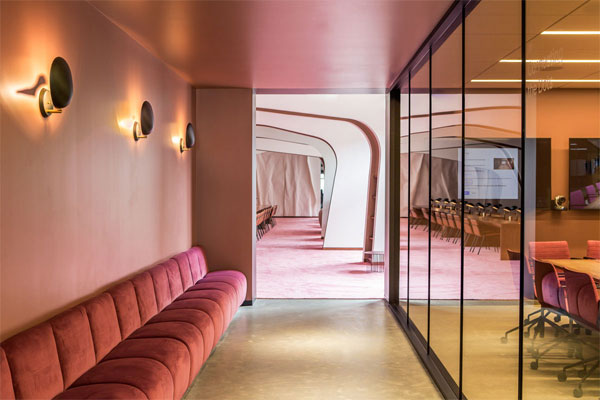 風(fēng)格迥異的多元素辦公室設(shè)計(jì)