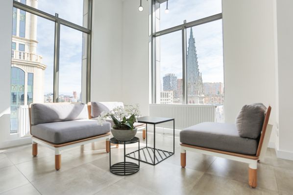 清新簡約的開放式辦公室設(shè)計(jì)