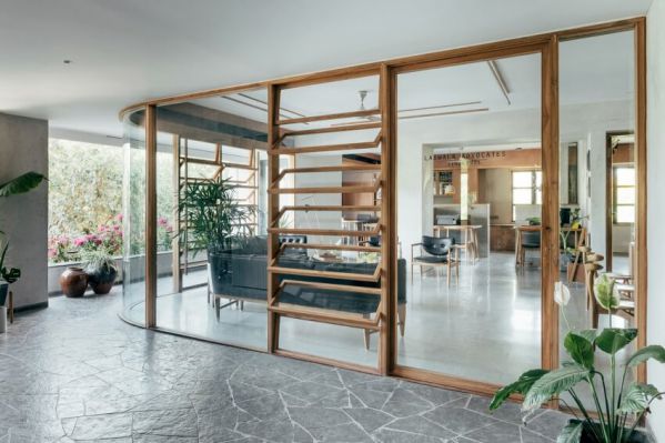 上海辦公室裝修時人們應當注意現(xiàn)實狀況