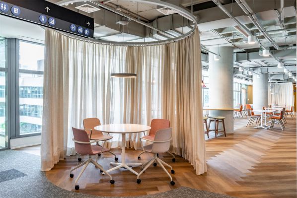 如何達(dá)到高品質(zhì)的辦公室設(shè)計(jì)效果