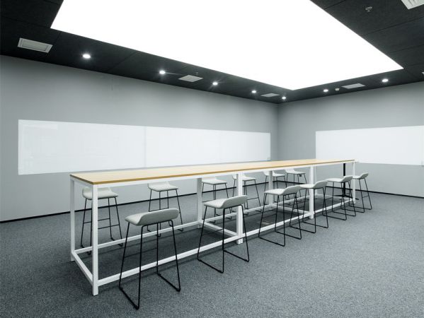 汽車生產(chǎn)基地辦公室設(shè)計(jì)的全新辦公生活方式